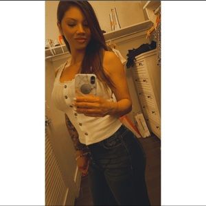 Meet your Posher, Gina